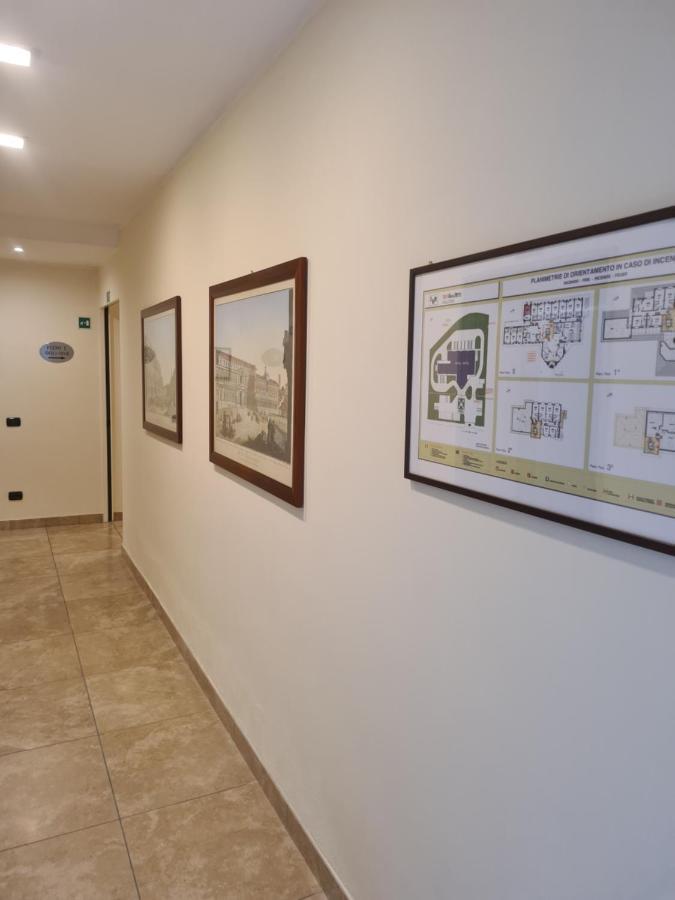 Elysium Hotel Raya Mediglia 外观 照片